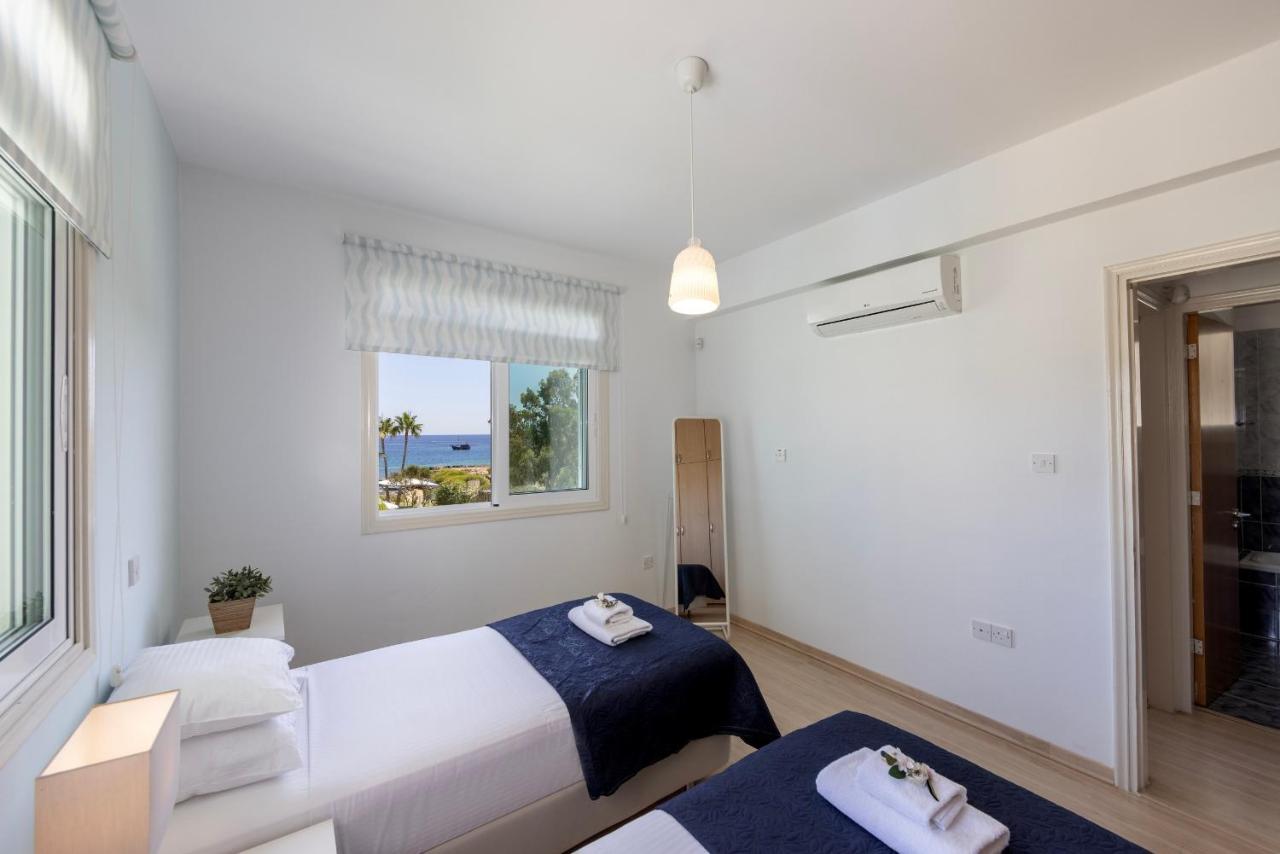 Protaras Sunrise Zen Seafront Villa Exterior foto