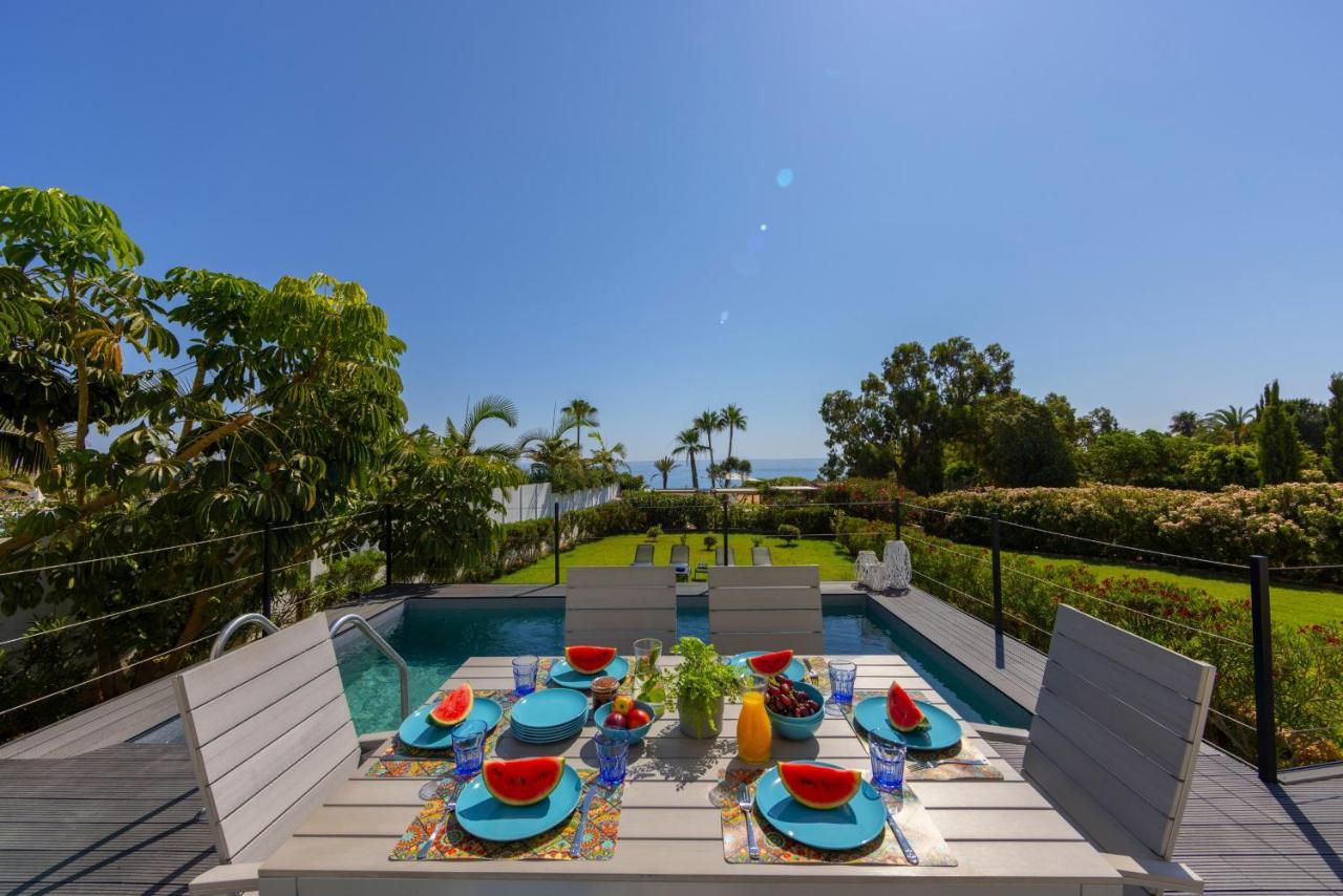 Protaras Sunrise Zen Seafront Villa Exterior foto